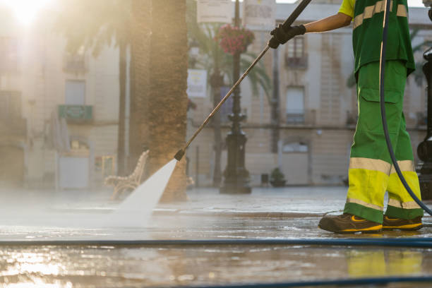 Best Animal Enclosure Cleaning  in Bethany, OK